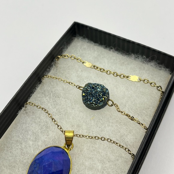 PANACEA Multi-Layered Pendant Necklace - Picture 5 of 11